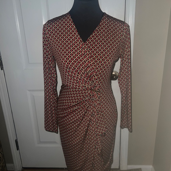 Michael Kors Red Gold Black Chain Print Long Sleeve Dress - Picture 5 of 15